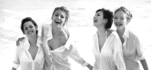 Amanda Seyfried Frolicking On A Beach With Blake 6  nude photo