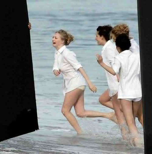 Amanda Seyfried Frolicking On A Beach With Blake  nude photo