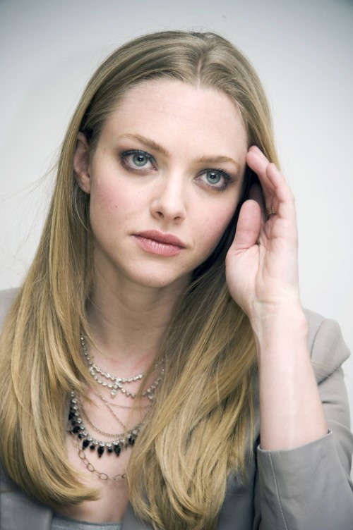 Amanda Seyfried Pretty Woman  nude photo