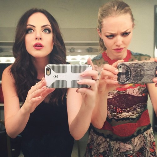 Amanda Seyfried With Elizabeth Gillies  nude photo