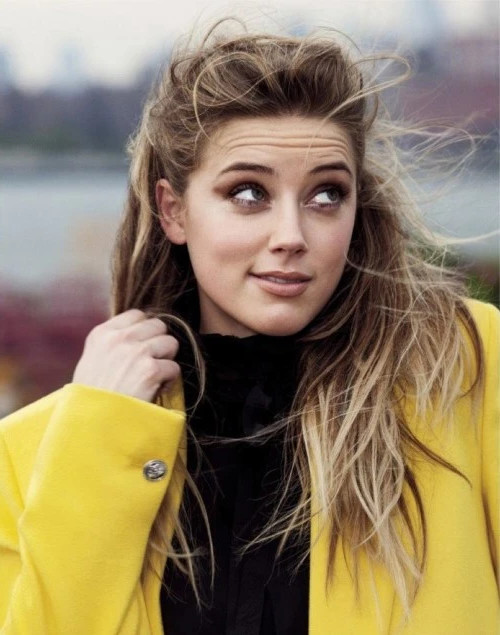 Amber Heard Adorable Face  nude photo