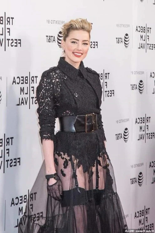 Amber Heard Kinky  nude photo