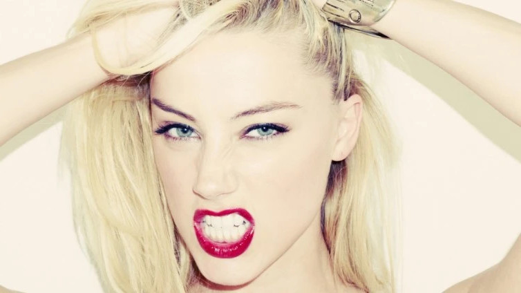 Amber Heard Looking Fierce  nude photo