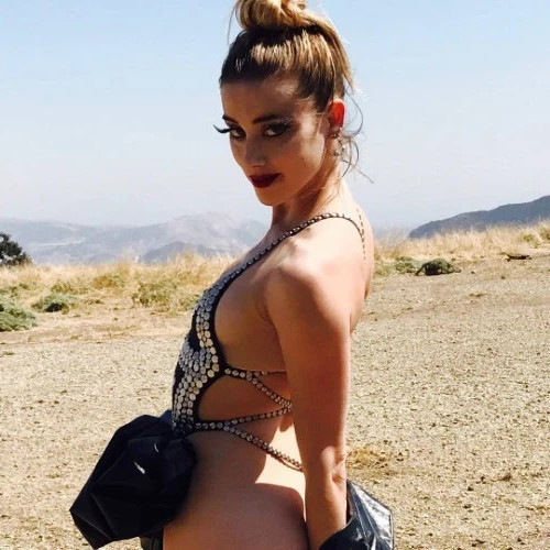 Amber Heard Nice  nude photo