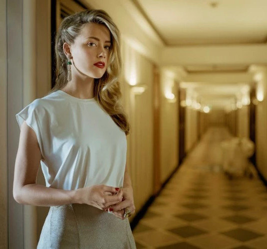Amber Heard Such A Beauty  nude photo