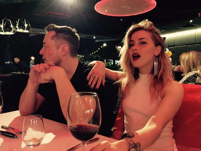 Amber Heard With Elon  nude photo