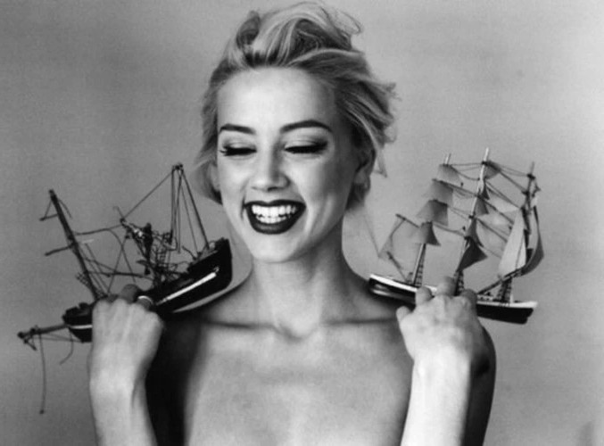Amber Heard Wonderful Smile  nude photo