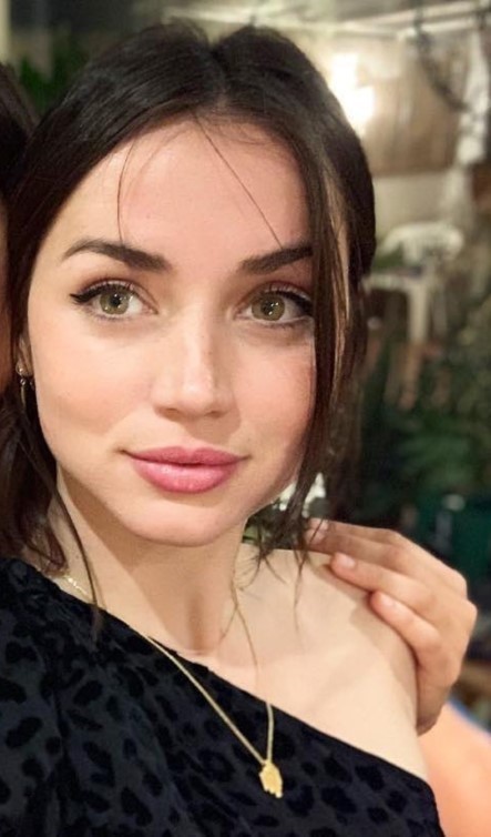 Ana De Armas  nude photo