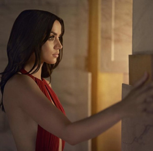 Ana De Armas Angel  nude photo