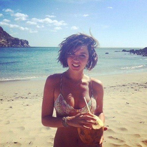 Ana De Armas Bewitching Beauty  nude photo