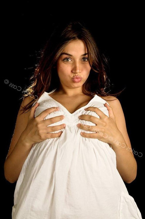 Ana De Armas Handful  nude photo