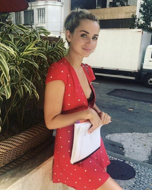 Ana De Armas Taking A Break From Sergio Rehearsals In  nude photo