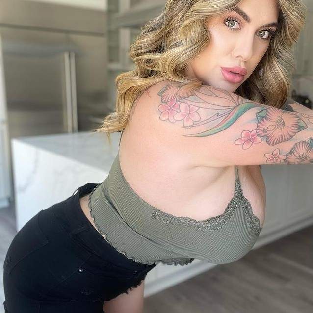 Ana Lorde  nude photo