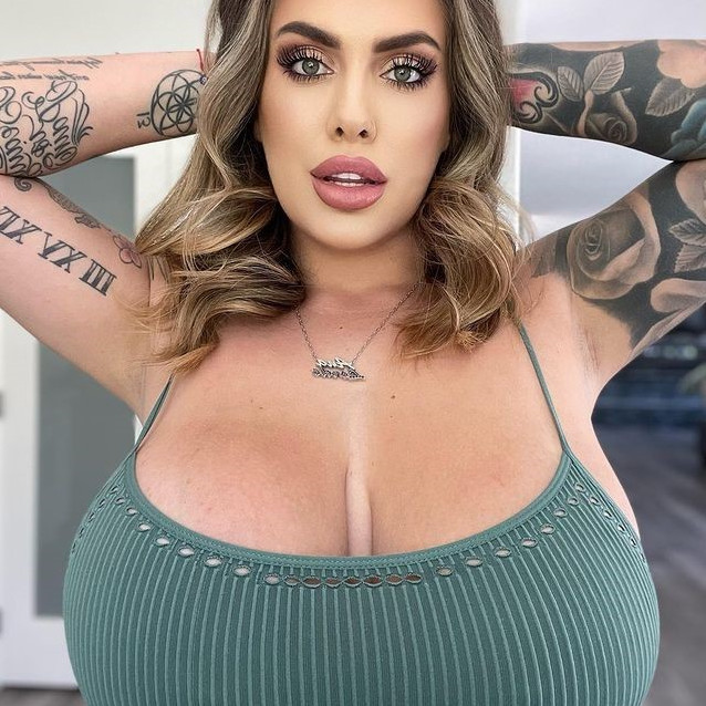 Ana Lorde  nude photo