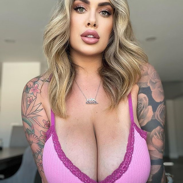 Ana Lorde  nude photo