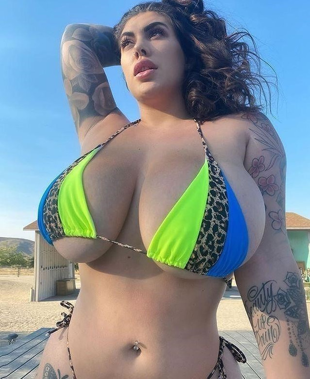 Ana Lorde  nude photo