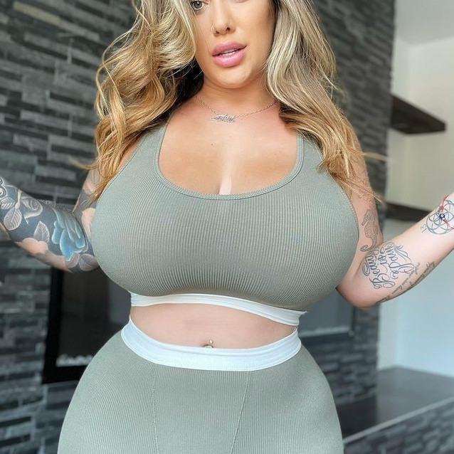 Ana Lorde  nude photo