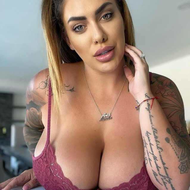 Ana Lorde  nude photo