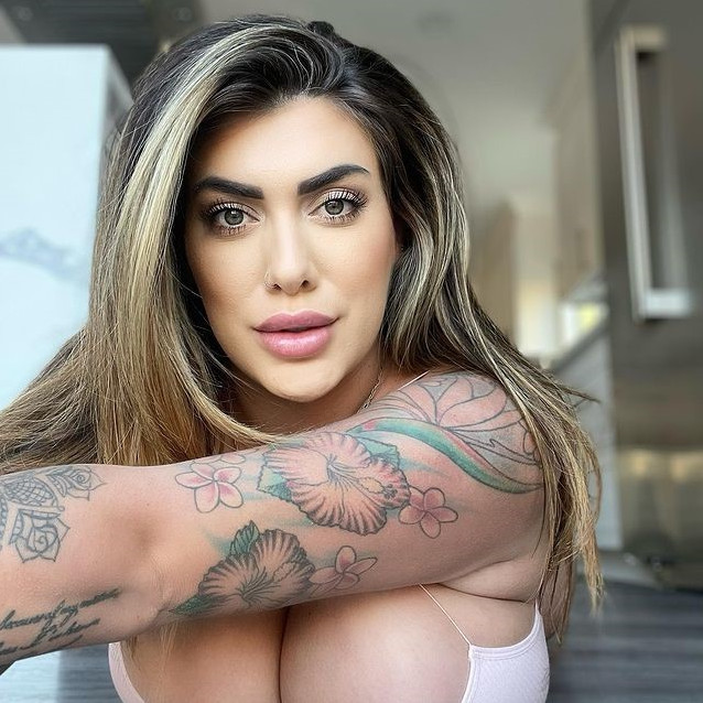 Ana Lorde  nude photo