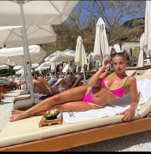 Ana María Markovic Pink Bikini 2  nude photo