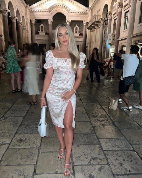 Ana María Markovic Unreal In A Dress 2  nude photo