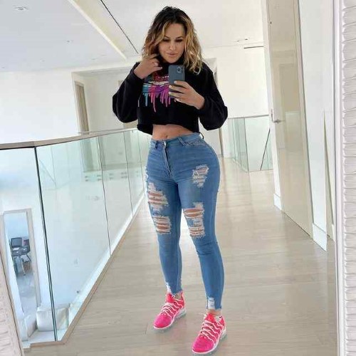 Andrea Abeli  nude photo