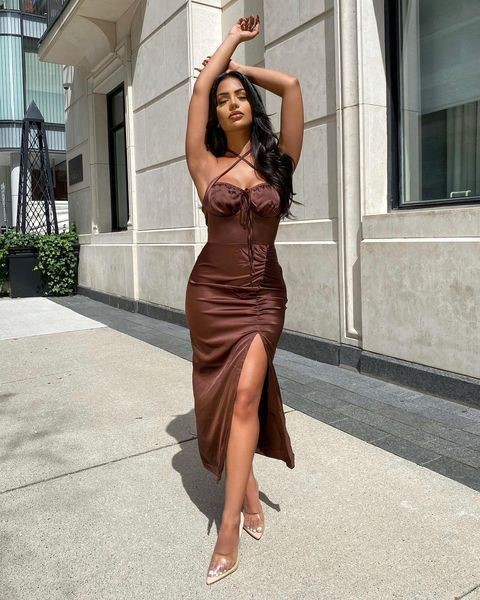 Aneeqa Farid  nude photo