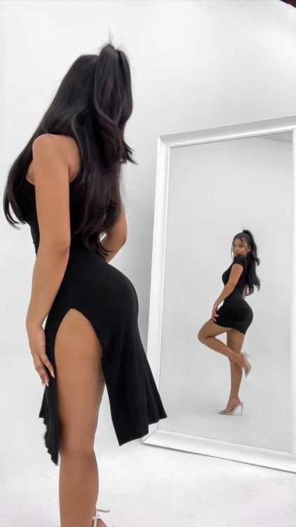 Aneeqa Farid  nude photo