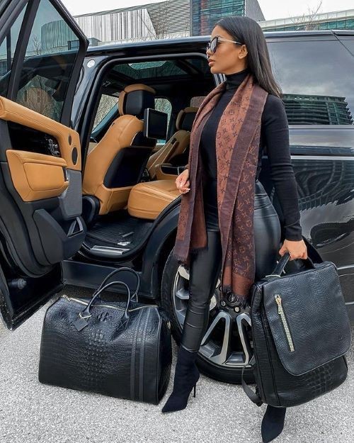 Aneeqa Farid  nude photo