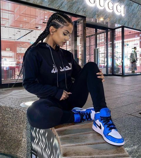 Aneeqa Farid  nude photo