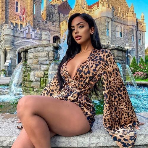 Aneeqa Farid  nude photo