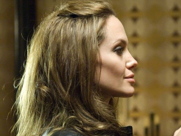 Angelina Jolie Side View Smiling  nude photo