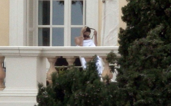 Angelina Jolie Topless On Balcony  nude photo