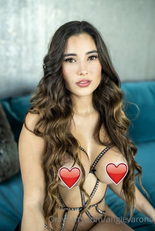 Angie Varona  nude photo