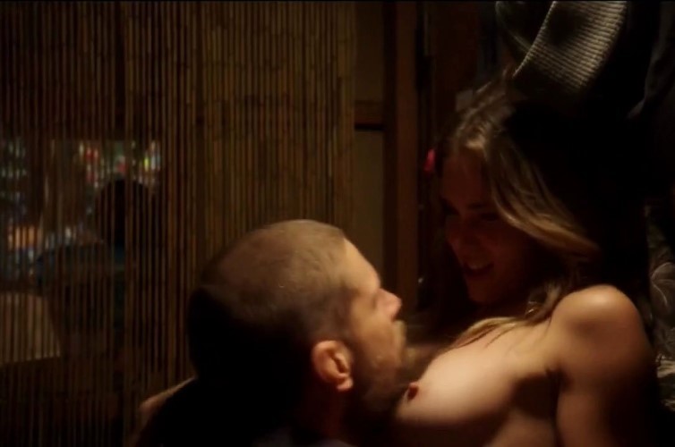 Anna Hutchison Topless Naked Scene  nude photo