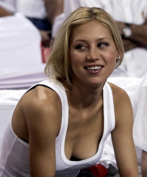 Anna Kournikova Tennis  nude photo