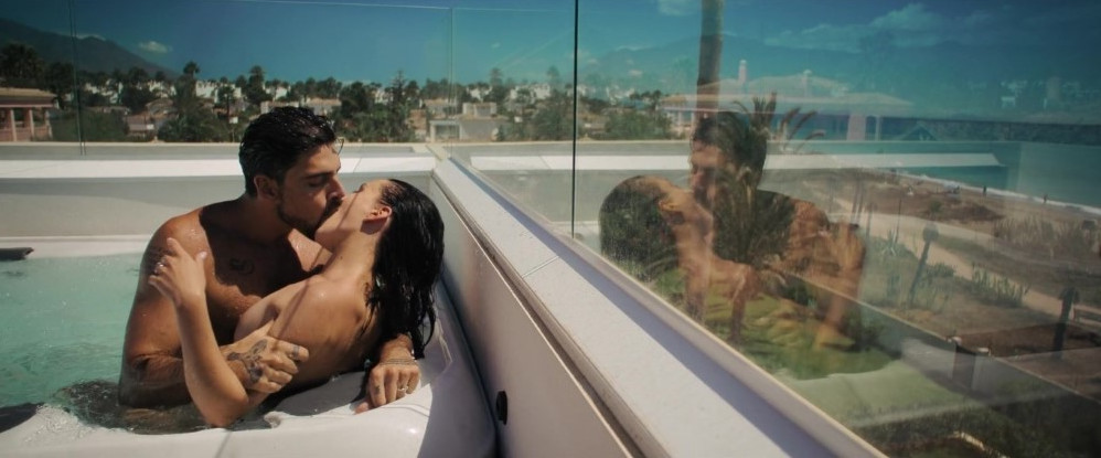 Anna-Maria Sieklucka  nude photo