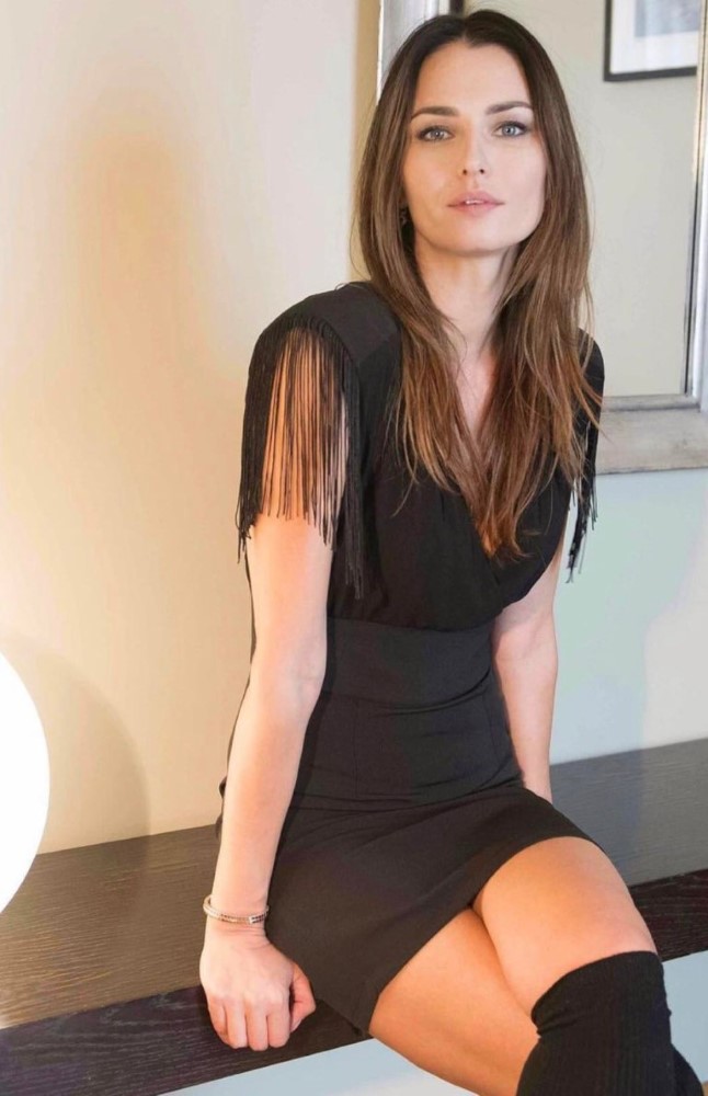 Anna Safroncik Legs Short Skirt  nude photo