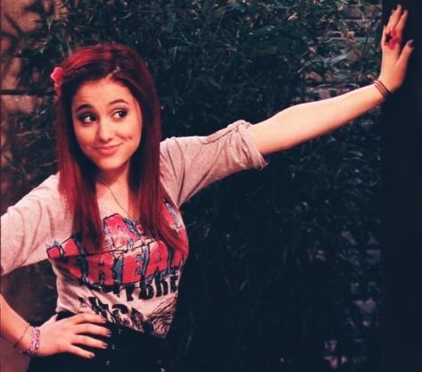 Ariana Grande Cat Valentine  nude photo