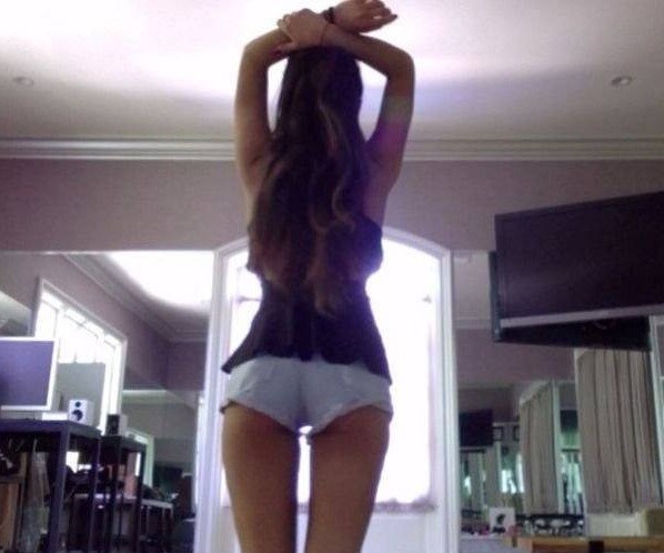 Ariana Grande Leaked Tumblr  nude photo