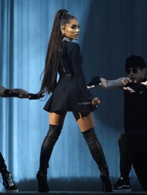 Ariana Grande Sexy Legs Beautiful Singer  nude photo