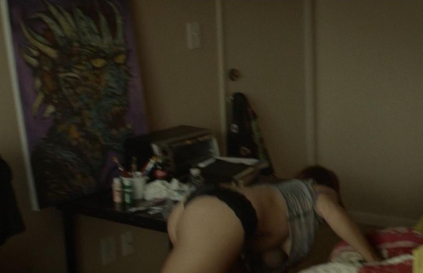 Ariel Winter Sexy Big Booty In Panties Scene  nude photo