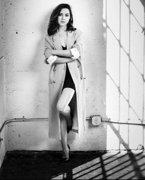 Aubrey Plaza Femme Fatale  nude photo