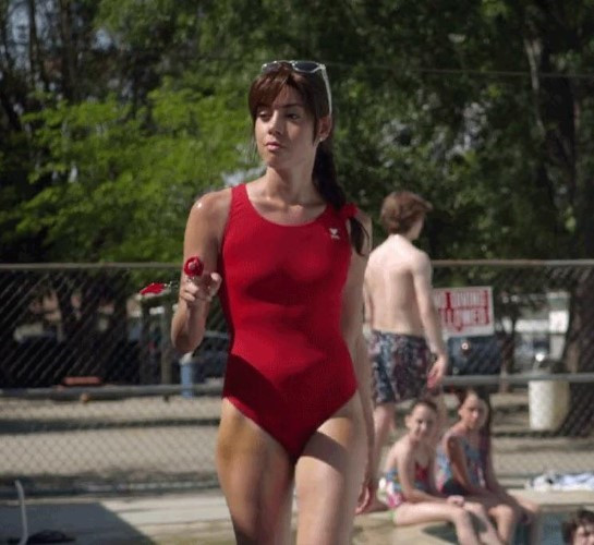 Aubrey Plaza Lifeguard  nude photo