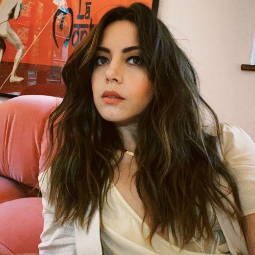 Aubrey Plaza New Hairdo  nude photo