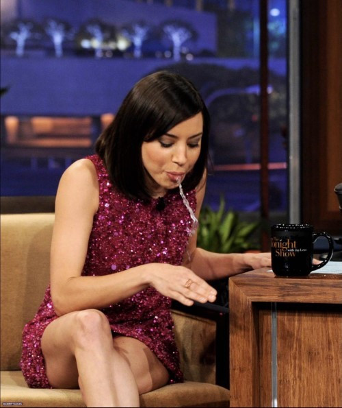 Aubrey Plaza Spitting On The Tonight Show  nude photo