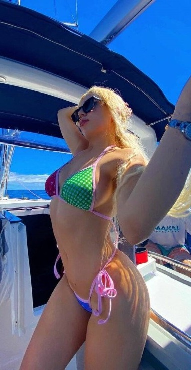 Ava Max Hot Singer Flaunts Sexy Body In Bikini  nude photo