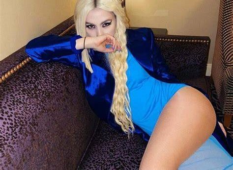 Ava Max Sexy Singer Hot Legs  nude photo