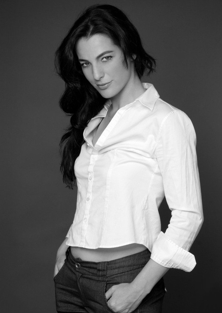 Ayelet Zurer  nude photo