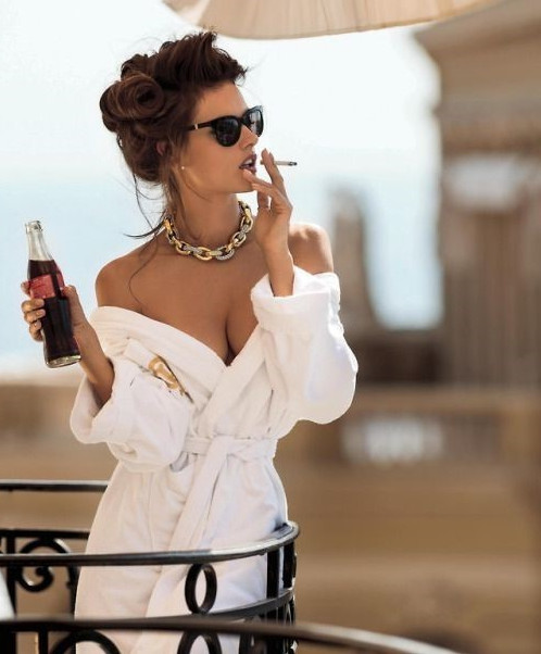 Beautiful Hot Model Alessandra Ambrosio  nude photo